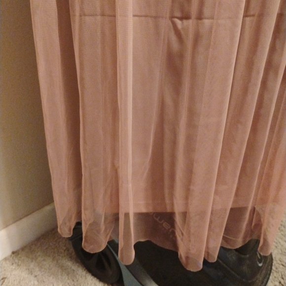 Lovely Grace Party Dress – Size L, Impeccable - Picture 11 of 13
